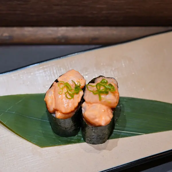 sake2me-ayce-sushi-newport-ave - SPICY SCALLOP ($4.5)