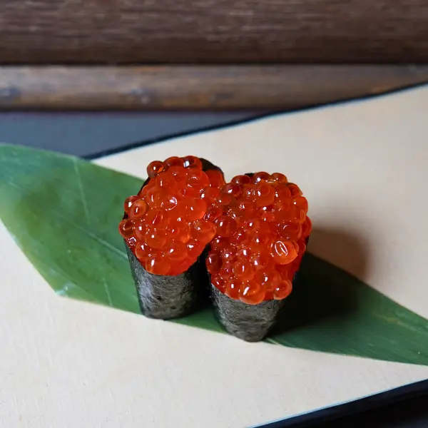 sake2me-ayce-sushi-newport-ave - SALMON EGG ($5.9)