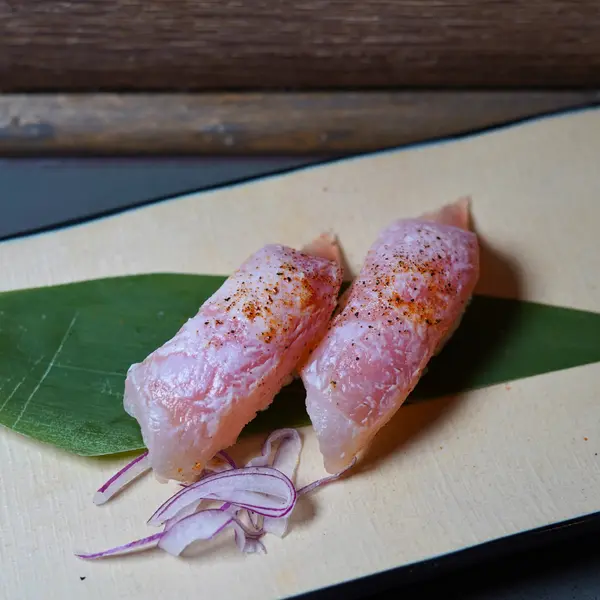 sake2me-ayce-sushi-newport-ave - CAJUN ALBACORE ($4.5)