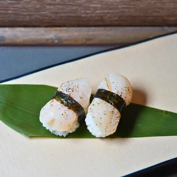 sake2me-ayce-sushi-newport-ave - SCALLOP ($4.5)