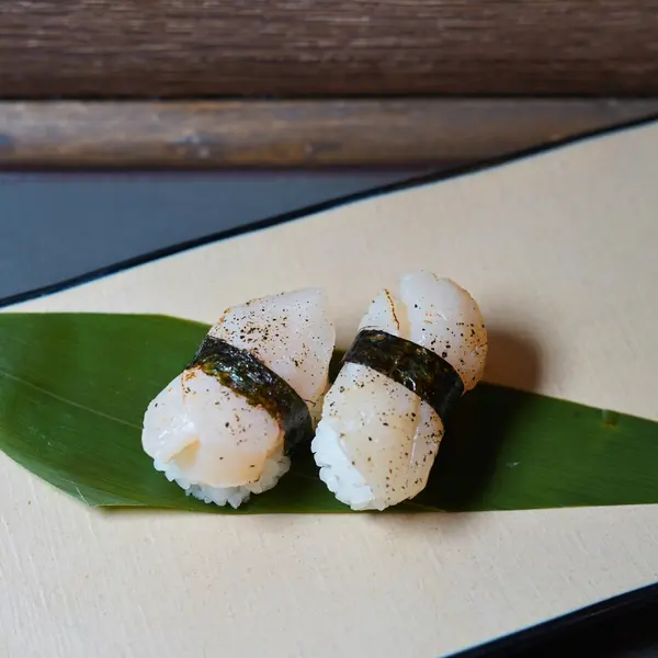 sake2me-ayce-sushi-newport-ave - JUMBO SCALLOP ($5.5)