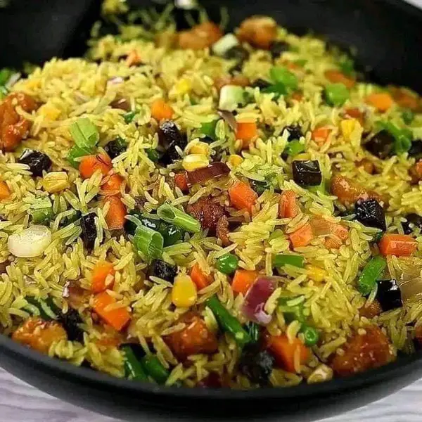 salmas-kitchen - Fried Rice with Fish / Chicken
