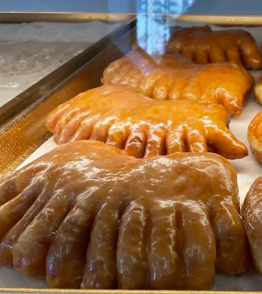 sams-bakery - Bear Claw