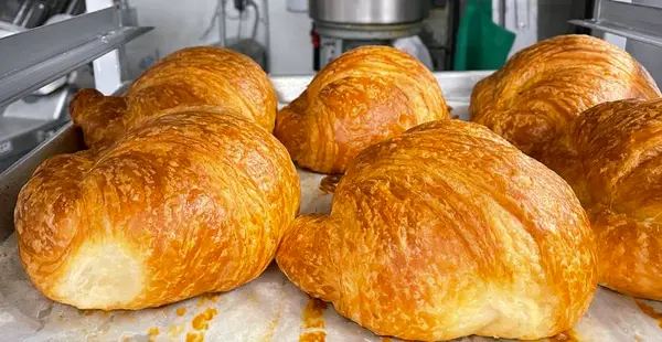 sams-bakery - Ham & Cheese Croissants