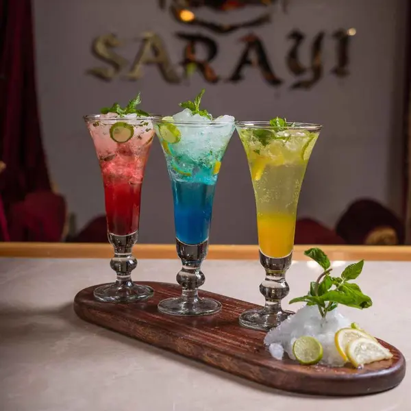 sarayi-resturant - (موهيتو (فراولة,   خوخ,   باشون  فروت,  مانجو,   تفاح,   بلوبيري ,بلوبيري