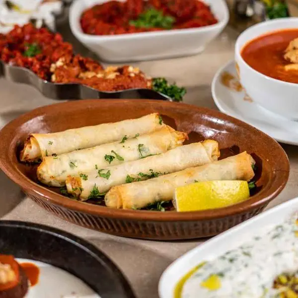 sarayi-resturant - سيجارا بالسجق التركي