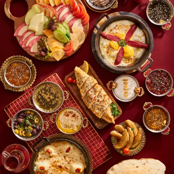 sarayi-resturant - فطور سراي ٤ افراد