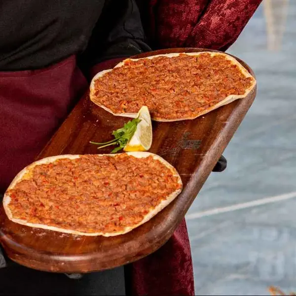 sarayi-resturant - ميني لحم بالعجين