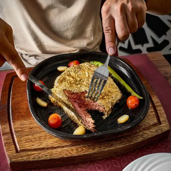 sarayi-resturant - ستيك بالذهب