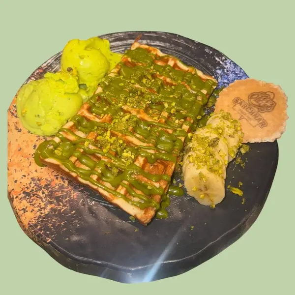 sarchnar-ice-cream - Waffle With Pistachio Sauce