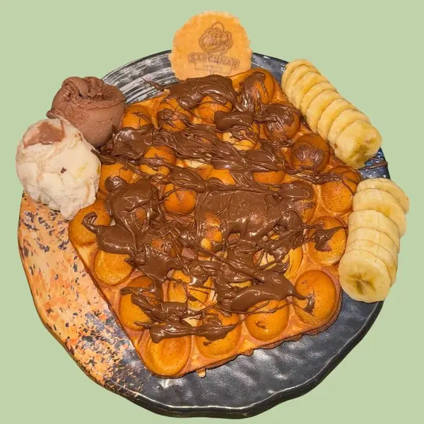 sarchnar-ice-cream - Bubble waffle With Nutella Sauce