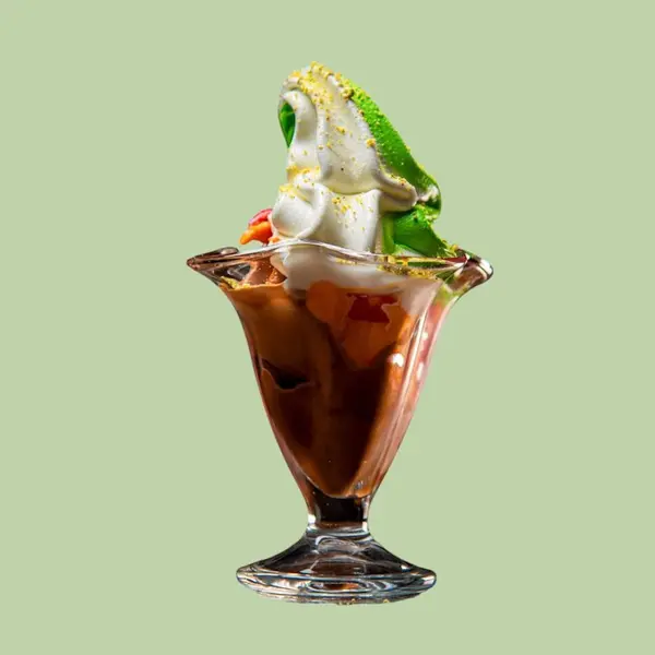 sarchnar-ice-cream - VIP Soft Ice Cream with Pistachio