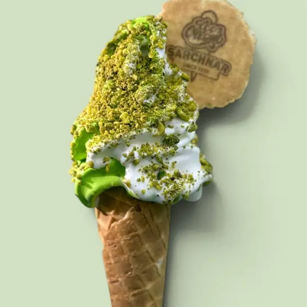 sarchnar-ice-cream - soft ice cream with italian cake and pistachio