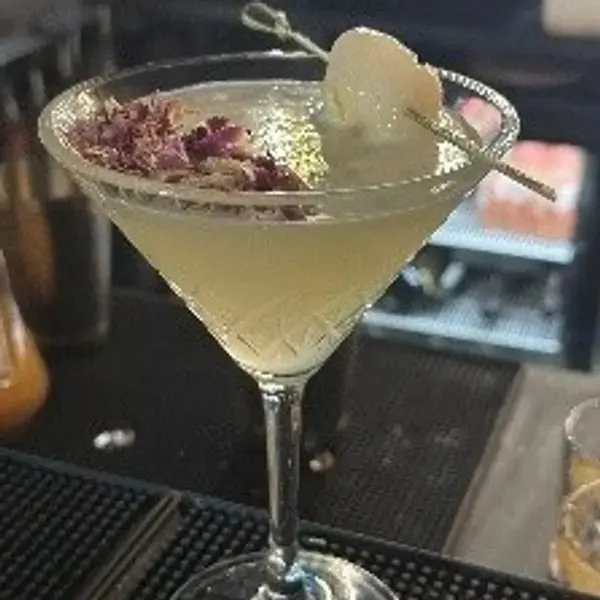 sea-garden-and-grill-tooting - Lychee Martini