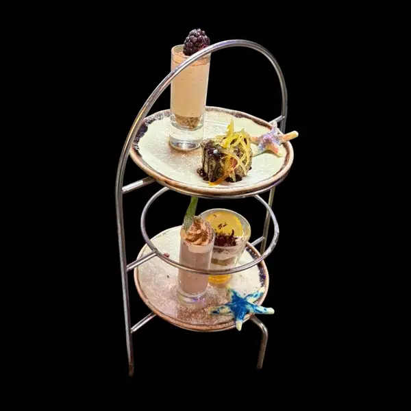 sea-garden-and-grill-tooting - Mini dessert platter