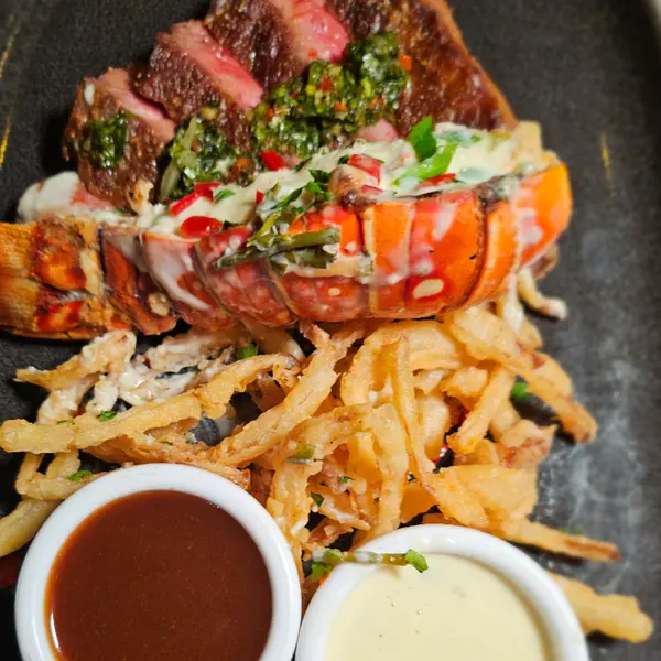 sea-garden-and-grill-tooting - Lobster and Steak