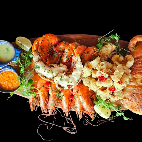 seagarden-and-grill-norbury - Warm Shellfish platter