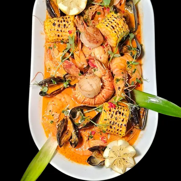 seagarden-and-grill-norbury - Seafood Boil (serves 2)