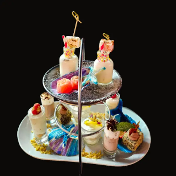 seagarden-and-grill-norbury - Festive Dessert Platter