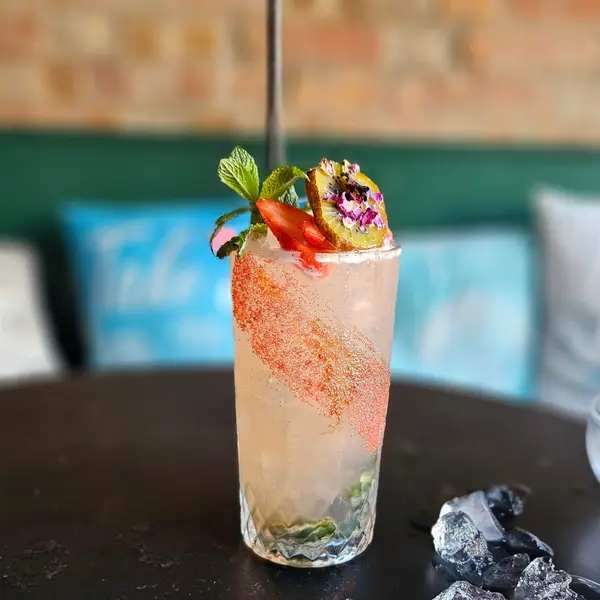 seagarden-and-grill-norbury - Strawberry & Kiwi Mojito