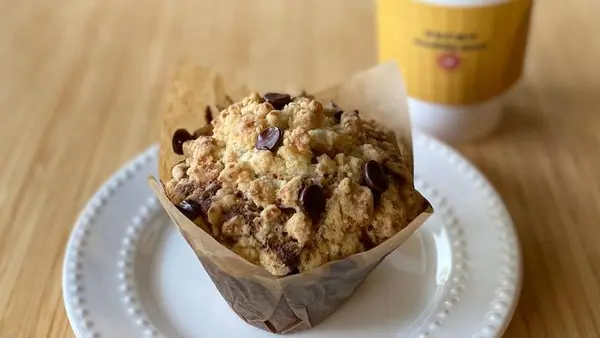 seize-the-bagel - Banana Chocolate Chip Muffin *