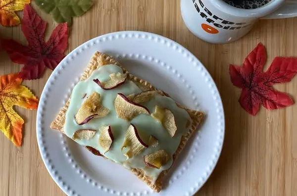 seize-the-bagel - Apple Butter Bop Tart