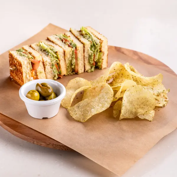 sharing-is-caring-the-house - Chicken Pesto Sando