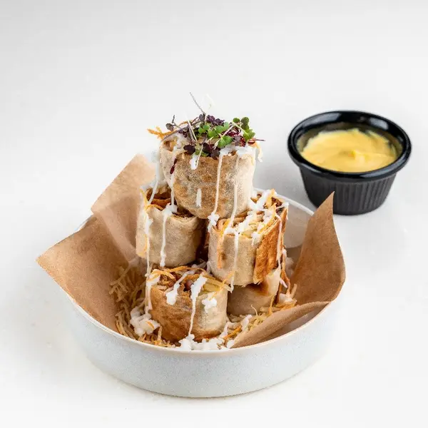 sharing-is-caring-the-house - Shawarma Chicken Tower