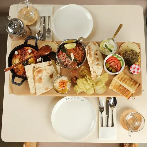 sharing-is-caring-the-house - Sharing Breakfast Board for 2 persons