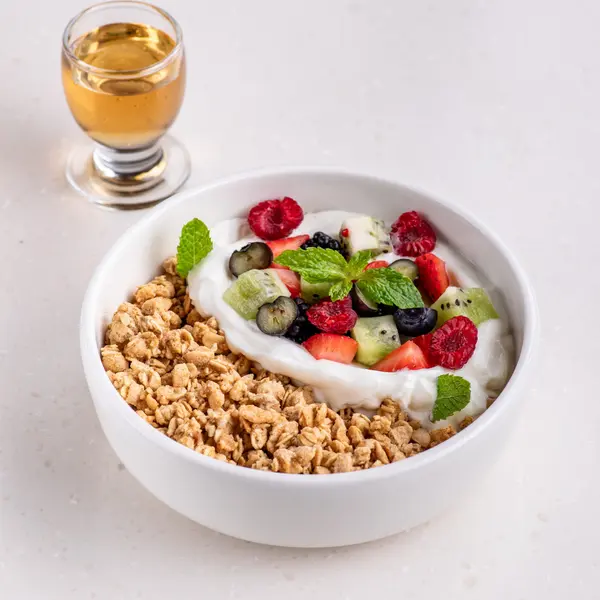 sharing-is-caring-the-house - Healthy Greek Yogurt Bowl