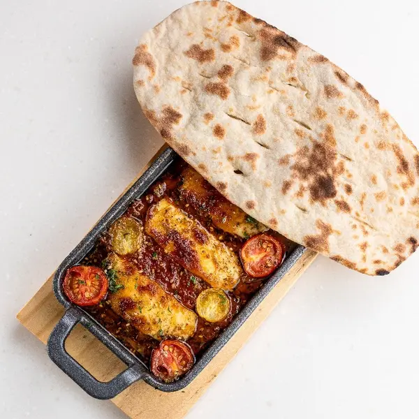 sharing-is-caring-the-house - Baked Halloumi with Tomato