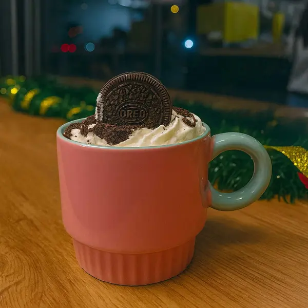 sisam-bar-шишам-бар - Топло Чоколадо со орео