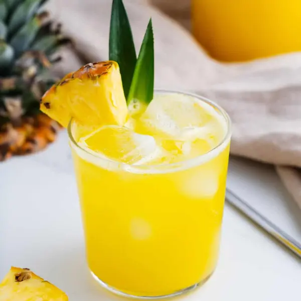 sofia-deli-grocery-co - Piña