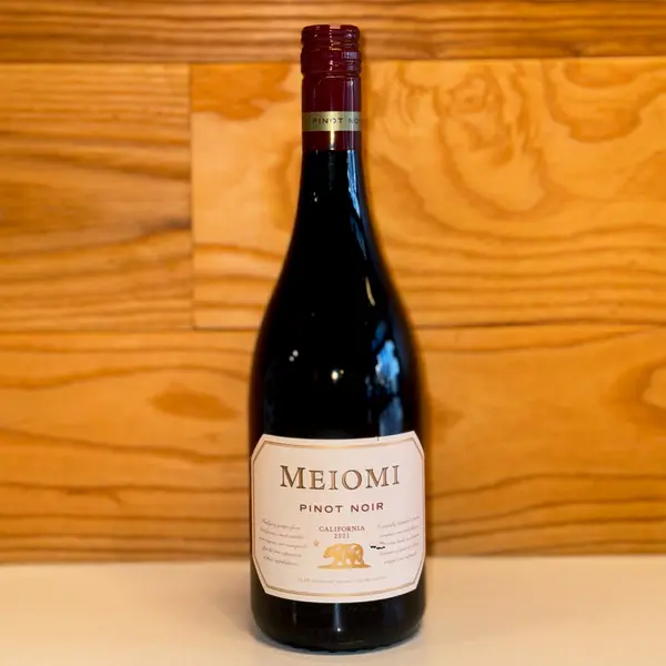 soh-grill-house - Meiomi Winery Pinot