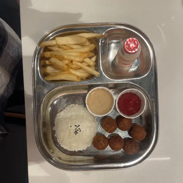 soh-grill-house - Kid’s meal
