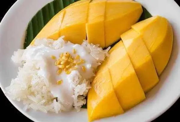 somtum-thai-kitchen - Mango Sticky Rice