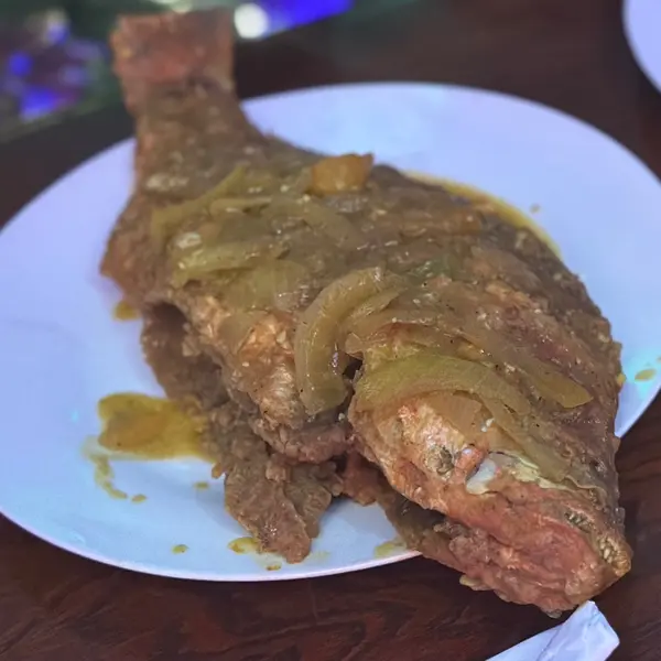 spices-caribbean-restaurant-bar - Fried Red Snapper (Whole Fish)