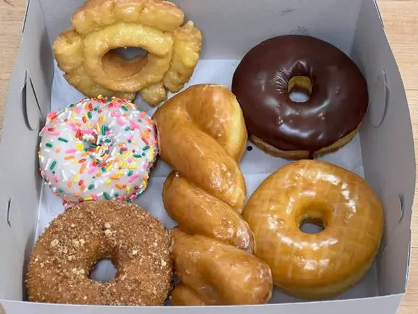 spudnuts-donuts - Half Dozen Assortment