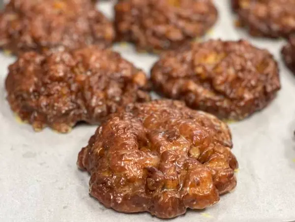 spudnuts-donuts - Apple Fritter