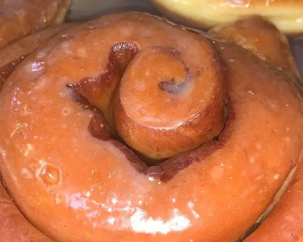 stanelys-donuts - Cinnamon Roll