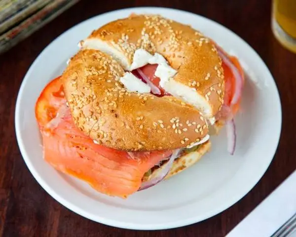 stanza-coffee-bar - Salmon Bagel