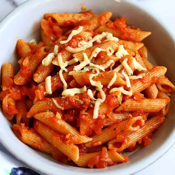 streetbites - Red sauce pasta
