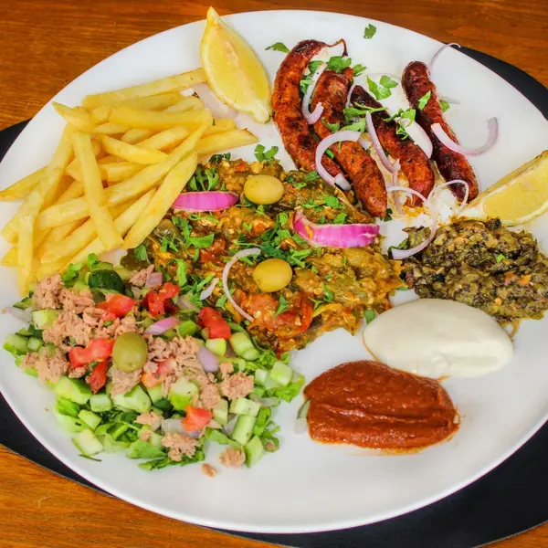 sultana-tunisian-restaurant - Grilled Merguez Plate