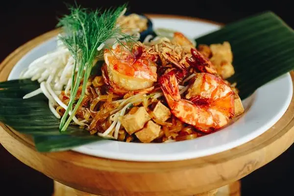 sun-and-moon - Pad Thai Tiger Prawns