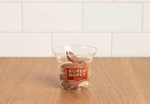 super-duper-burgers - KID CUP