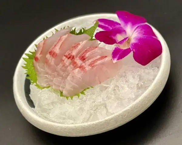 sushi-chef - Madai Sashimi (3 pcs)