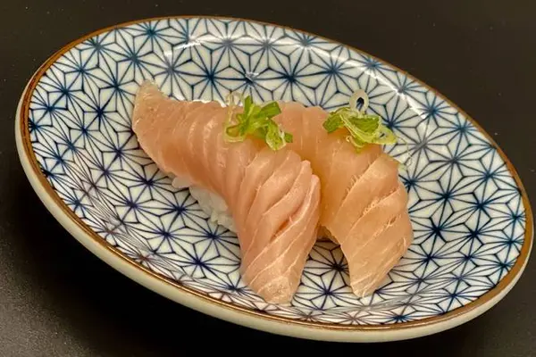 sushi-chef - Albacore Nigiri (2 pcs)