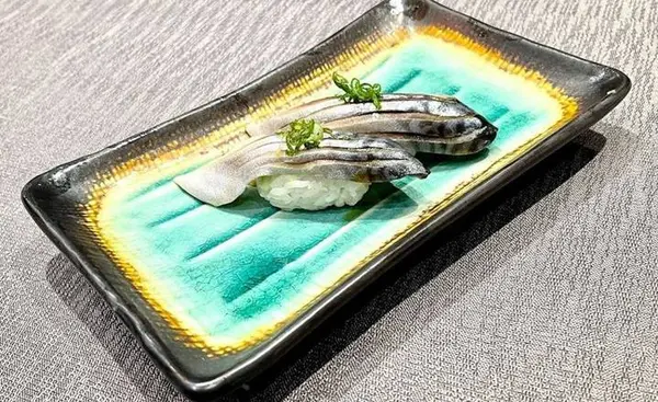 sushi-uma-inc - Saba Nigiri