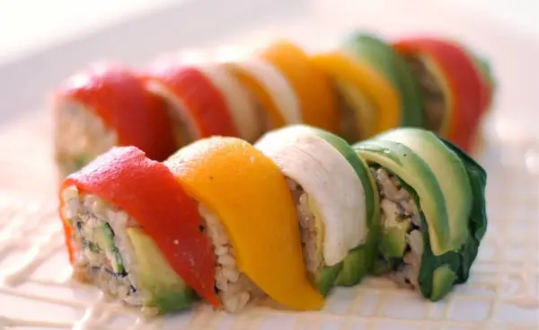 sushi-uma-inc - Rainbow Roll