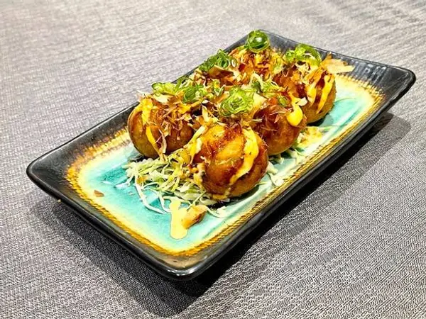 sushi-uma-inc - Takoyaki (6 Pieces)